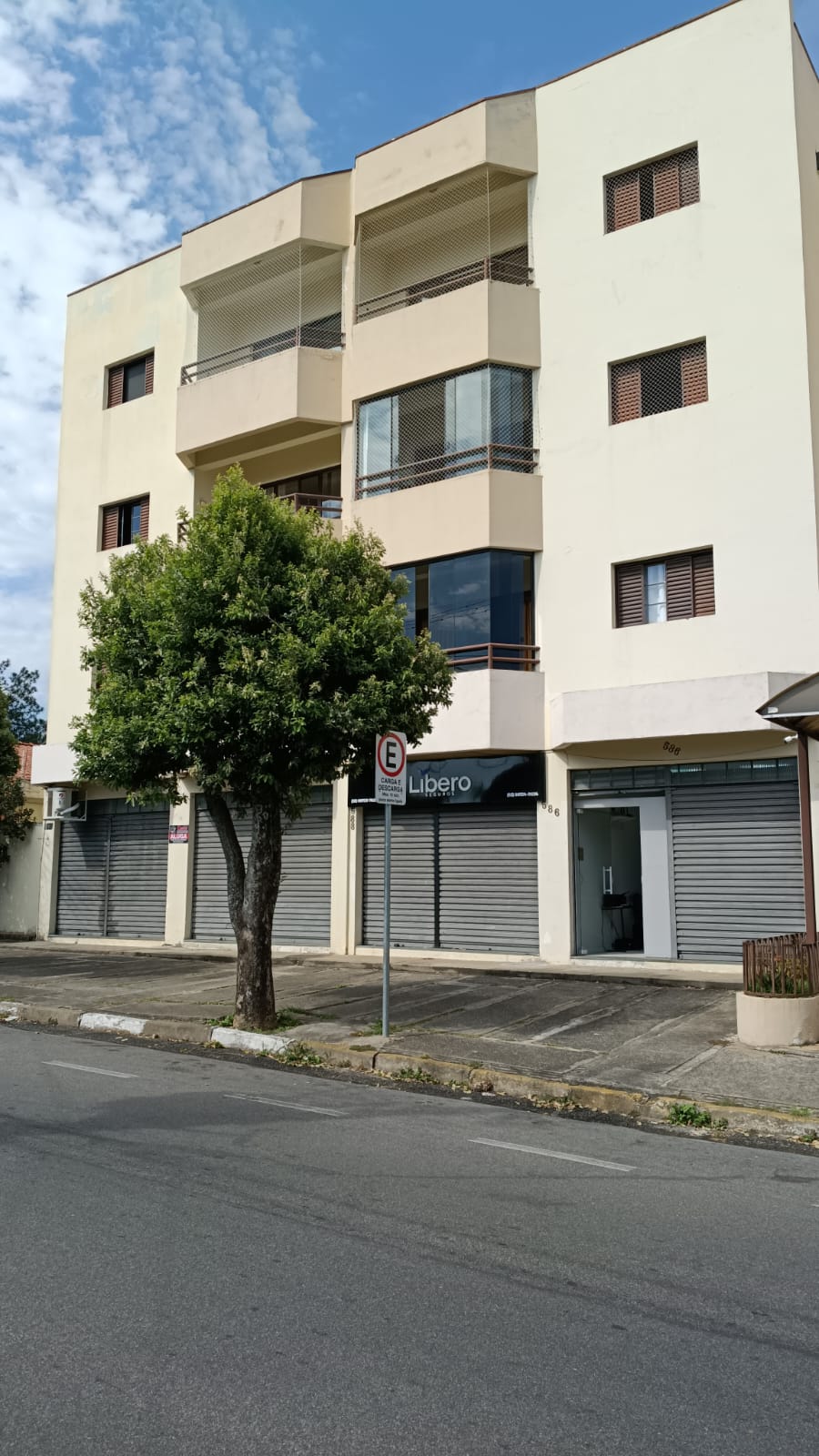 Apartamento de 2 quartos e 2 banheiros em São Benedito