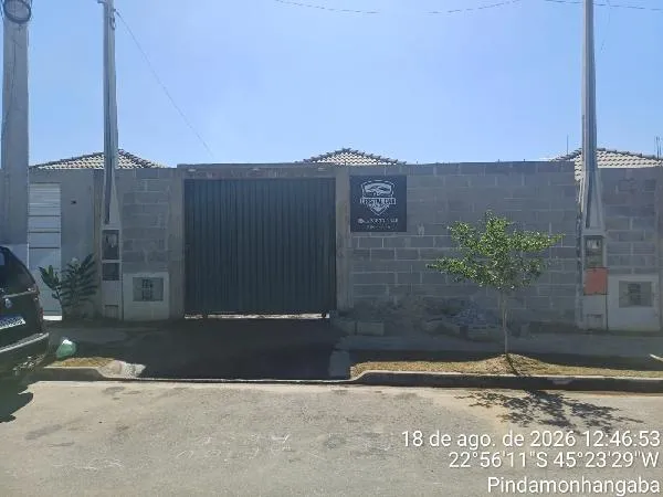 CASA NO BAIRRO FEITAL EM PINDAMONHANGABA